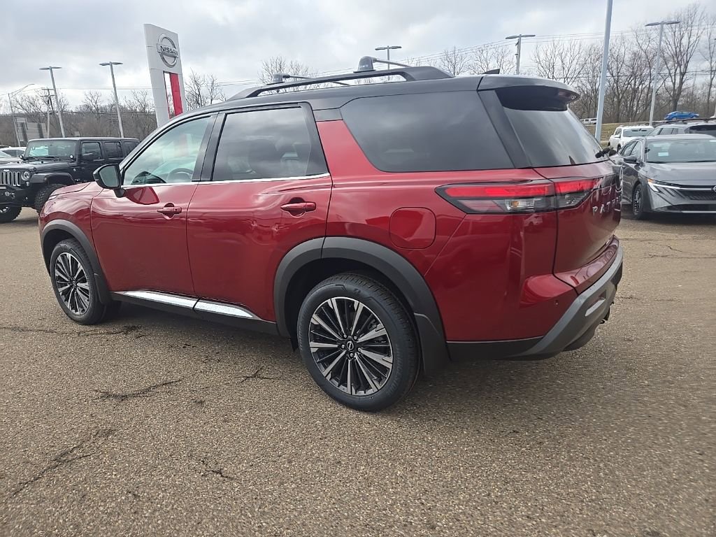 New 2026 Nissan Pathfinder Platinum image 5