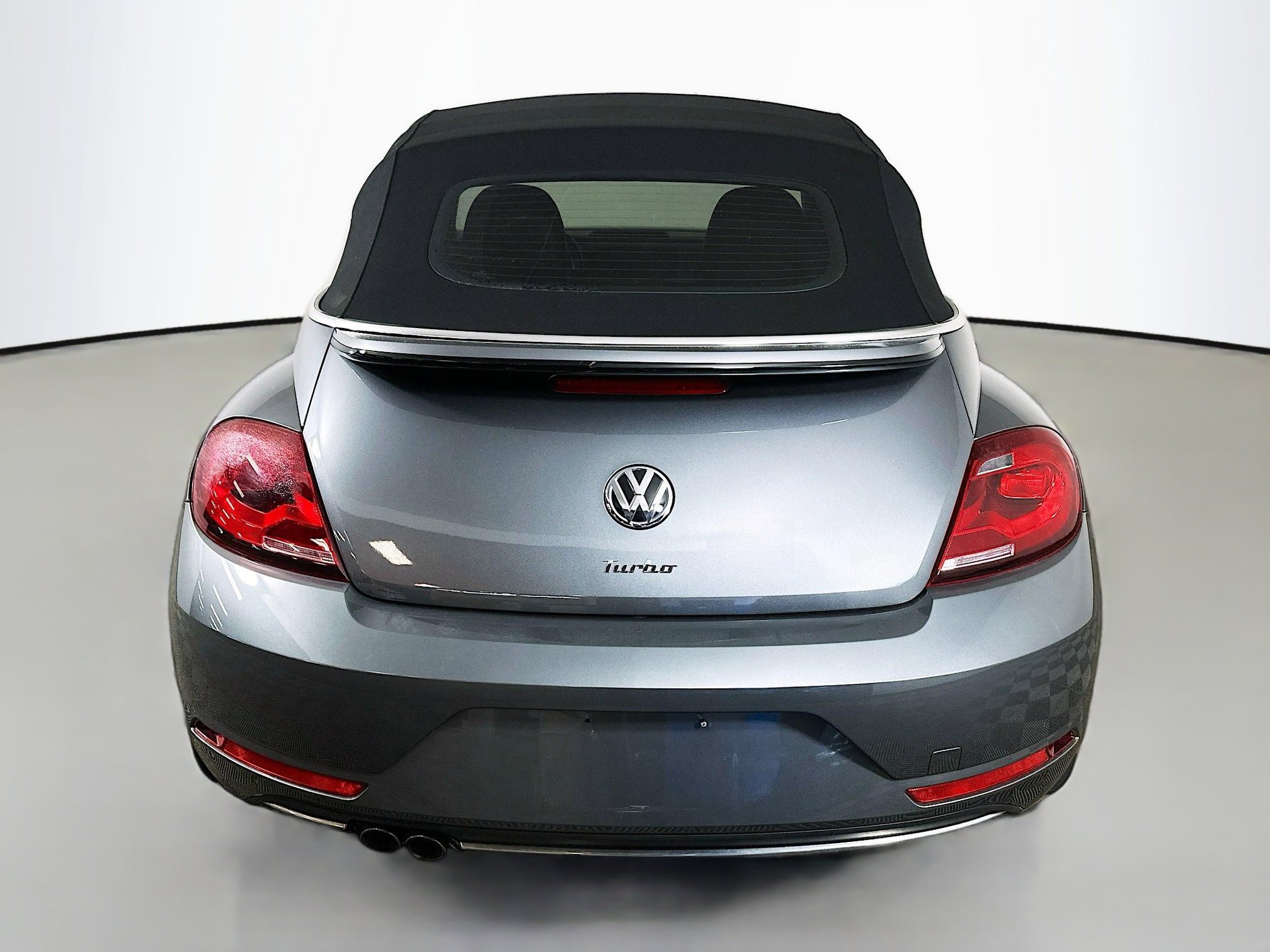 Used 2019 Volkswagen Beetle 2.0T SE FWD image 6