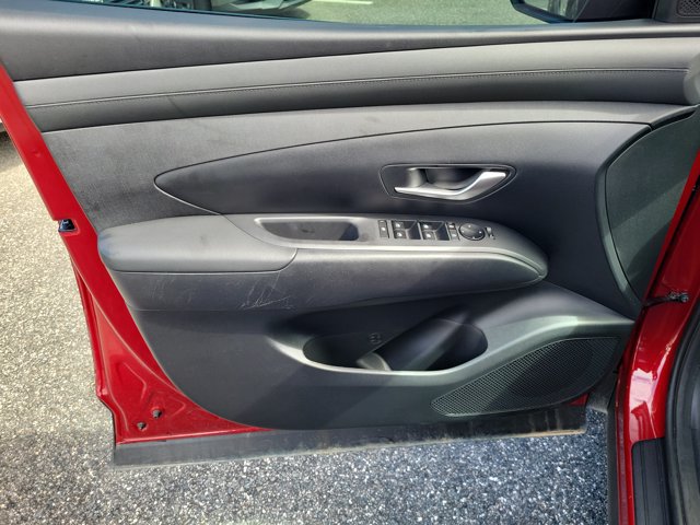 Used 2025 Hyundai Tucson SEL AWD/4WD image 16
