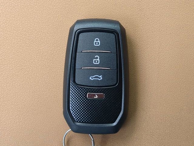Used 2025 Lexus NX 250 FWD w/ Accessory Package (Z2) image 35