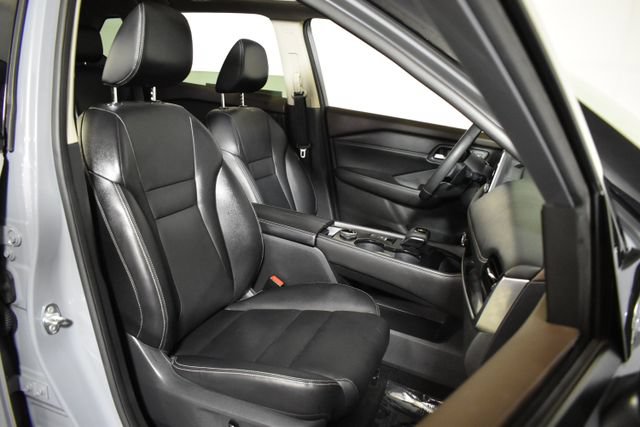 Used 2023 Nissan Rogue SL AWD/4WD image 33