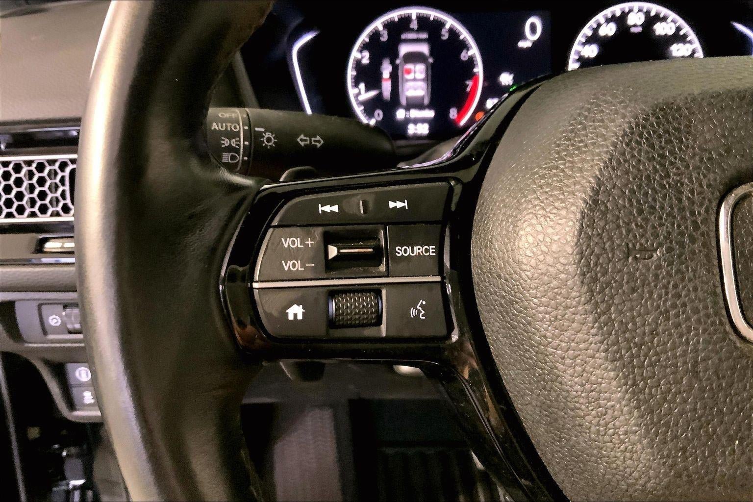 Used 2023 Honda Civic Sport image 18
