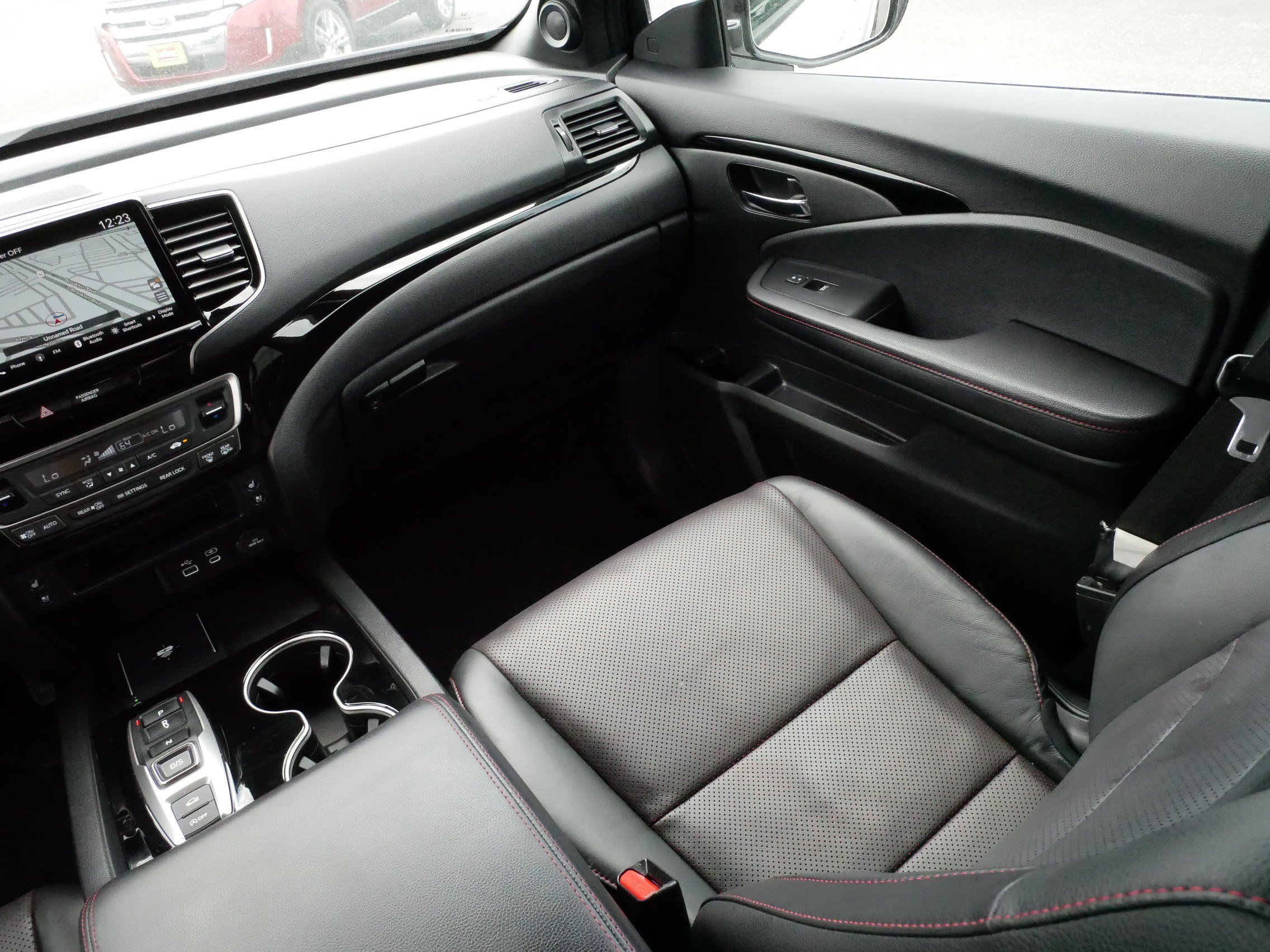 Used 2024 Honda Ridgeline Black Edition image 11