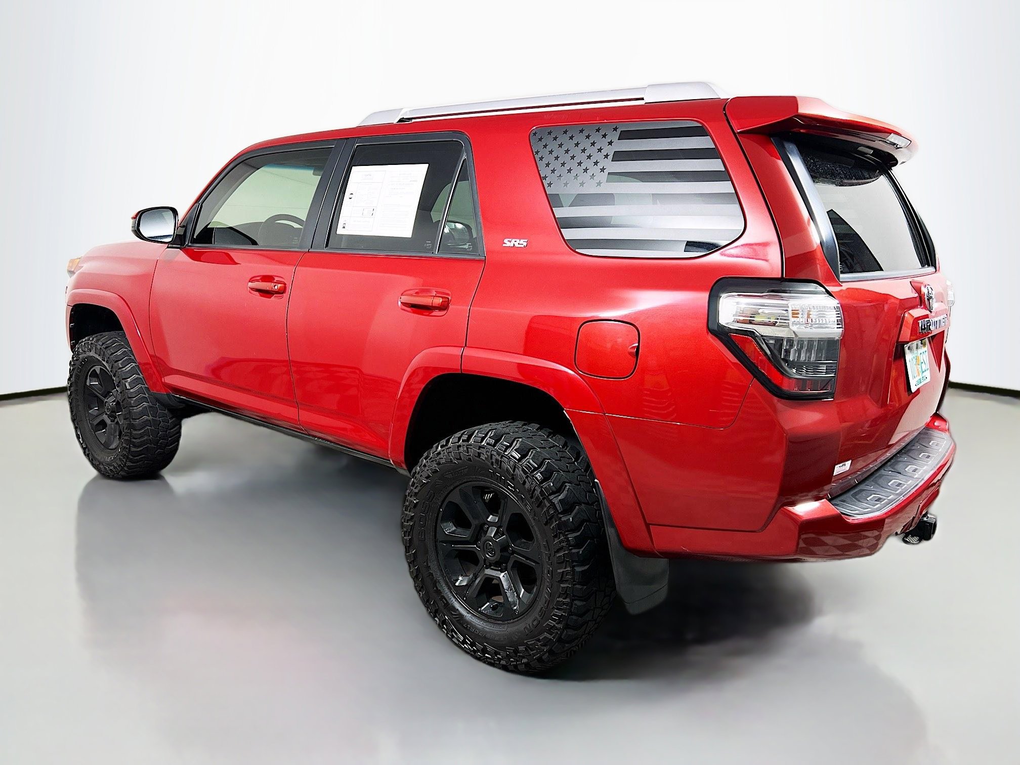Used 2018 Toyota 4Runner SR5 image 6