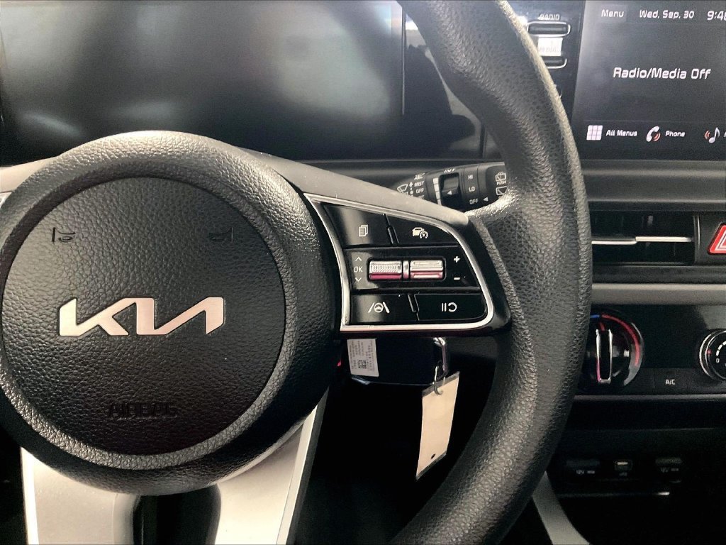 Used 2025 Kia Seltos LX AWD/4WD image 22