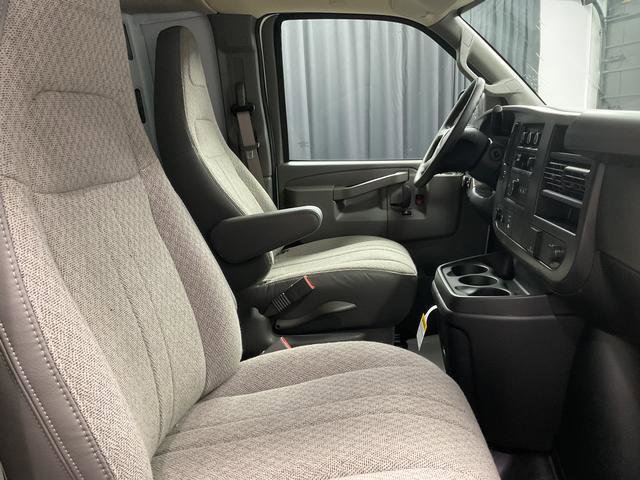 New 2026 Chevrolet Express 2500 w/ Driver Convenience Package image 12