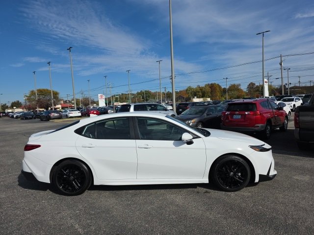 Certified 2025 Toyota Camry SE image 4