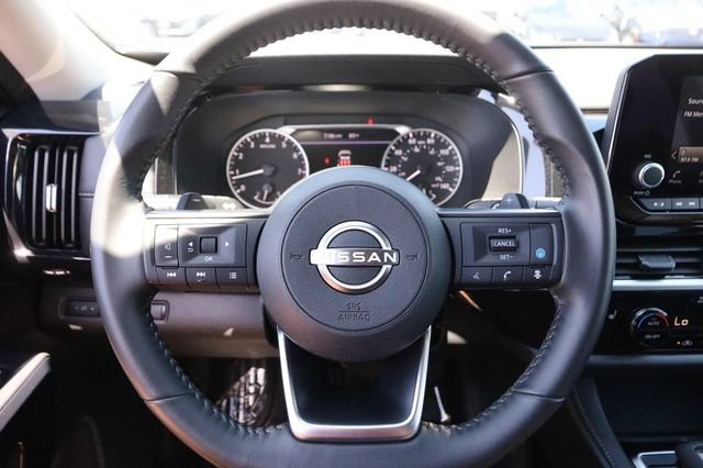 Certified 2025 Nissan Pathfinder SV AWD/4WD image 12