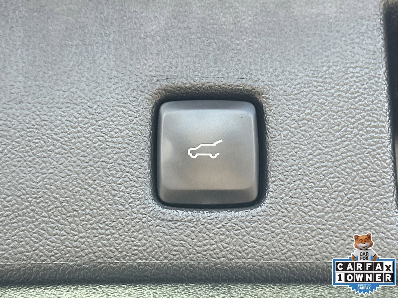 Used 2021 Ford Escape Titanium AWD/4WD image 19
