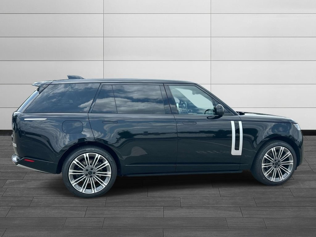 New 2026 Land Rover Range Rover Long Wheelbase Autobiography AWD/4WD image 6