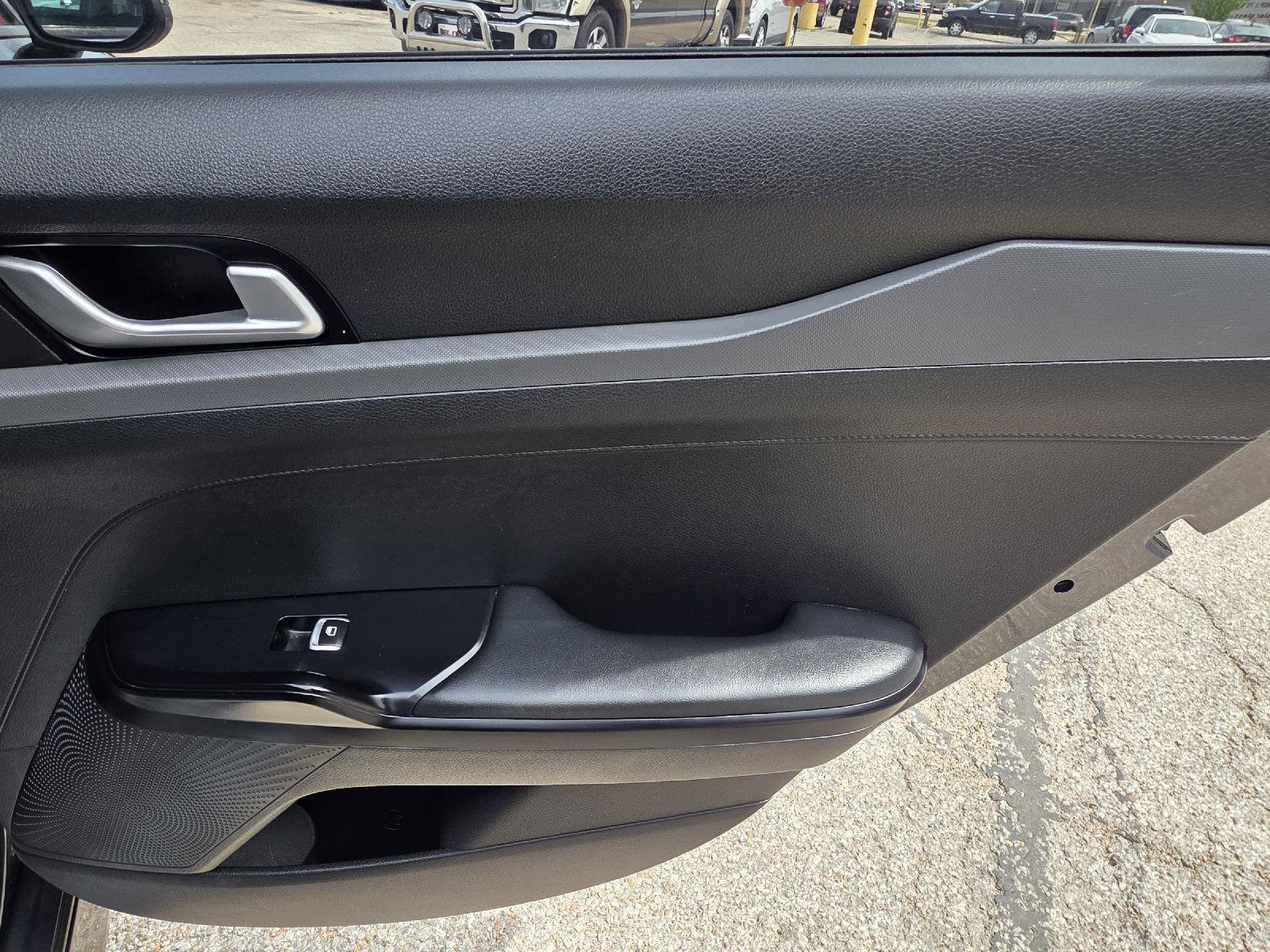Used 2021 Kia K5 LXS FWD image 29