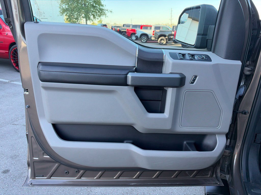Used 2016 Ford F150 XLT w/ Trailer Tow Package AWD/4WD image 10