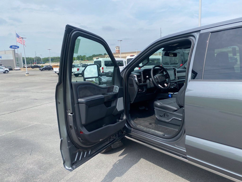 New 2026 Ford F350 Platinum AWD/4WD image 9