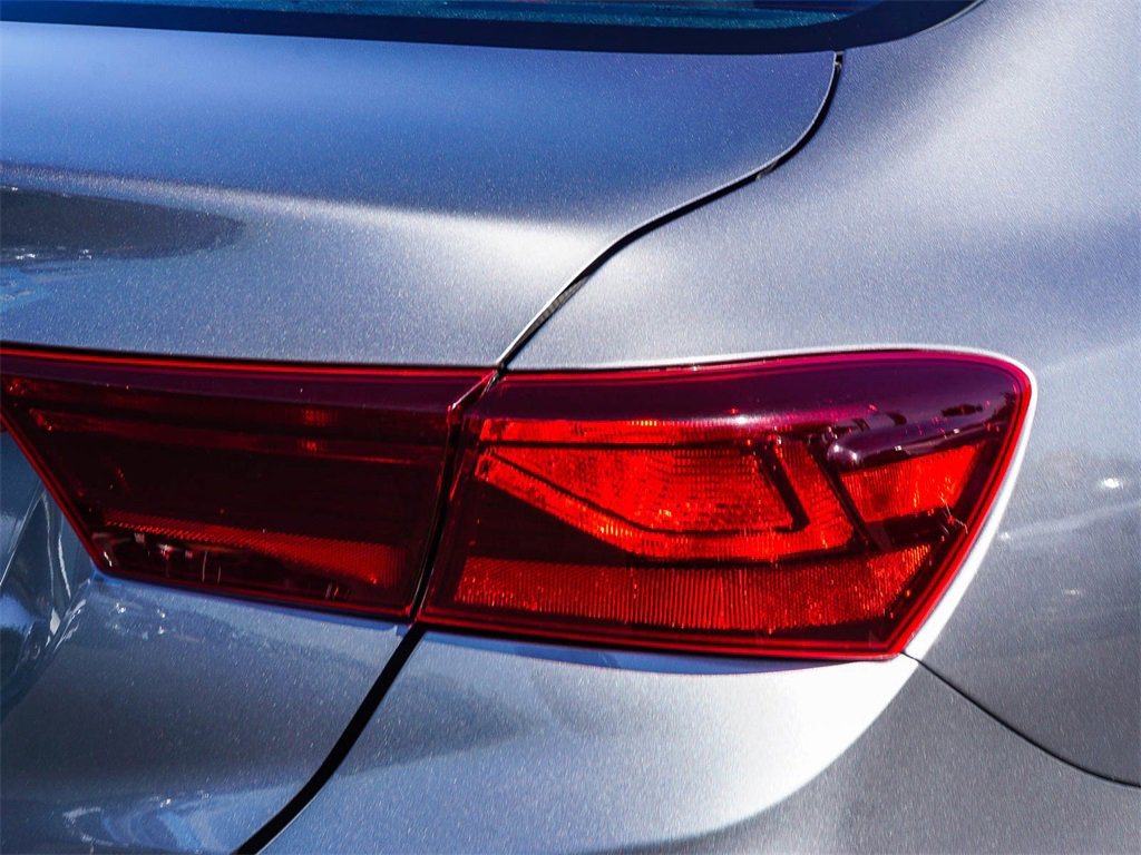 Used 2023 Kia Forte LXS image 9