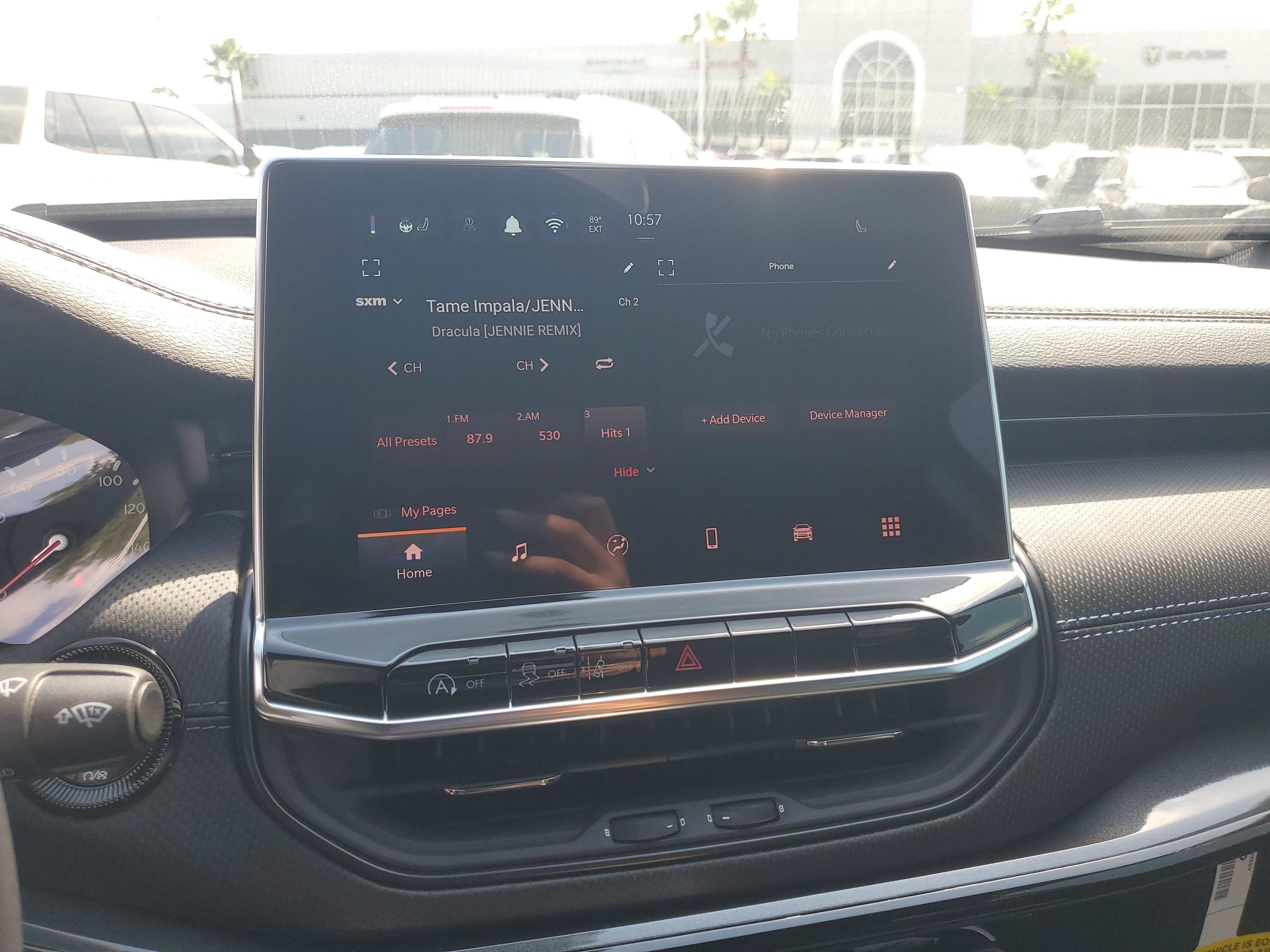 New 2026 Jeep Compass Latitude AWD/4WD image 15