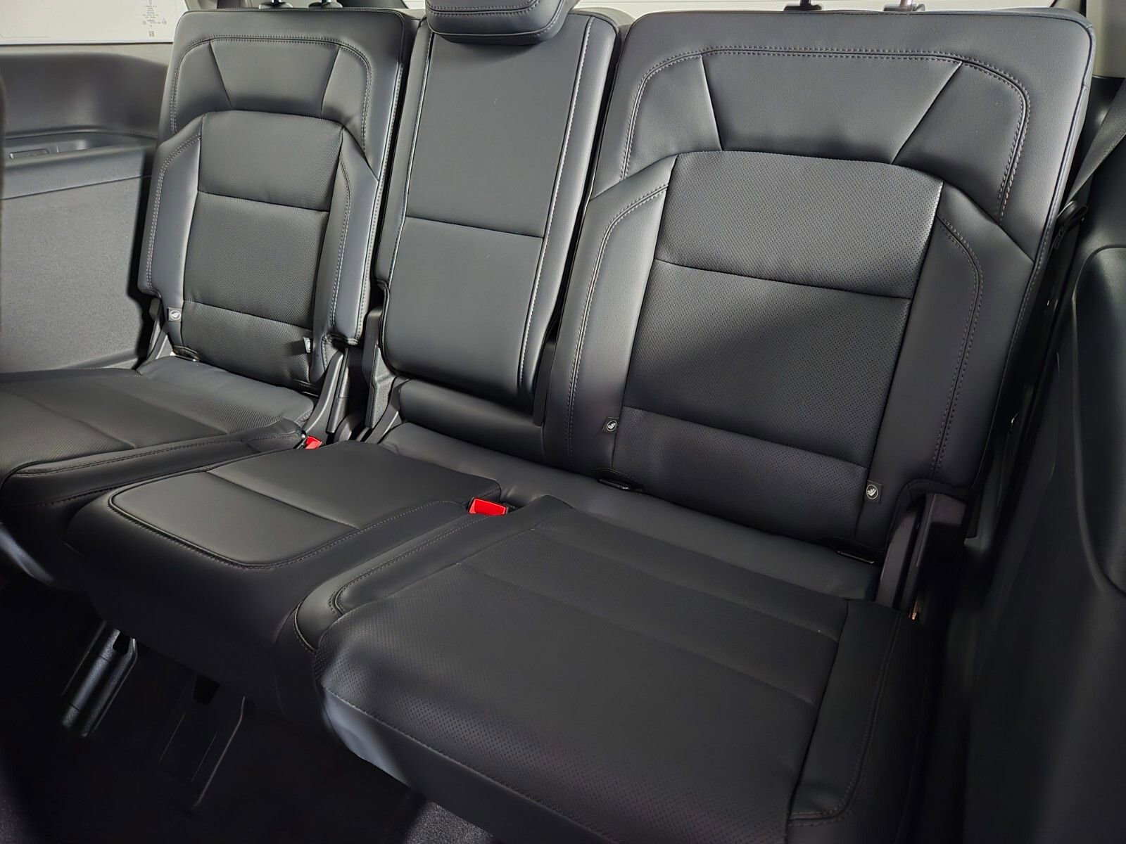 New 2026 Lincoln Navigator Premiere AWD/4WD image 14