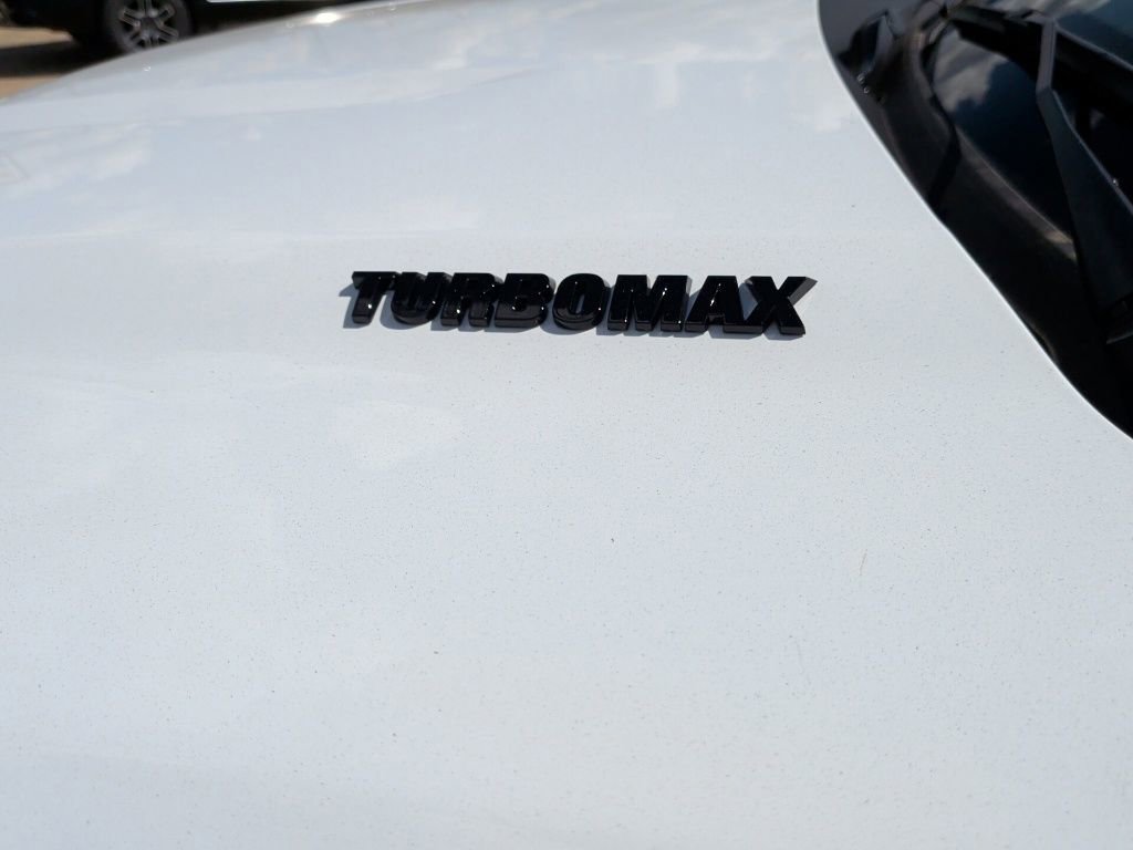 New 2026 Chevrolet Silverado 1500 Custom w/ LPO, Dark Essentials Package image 39