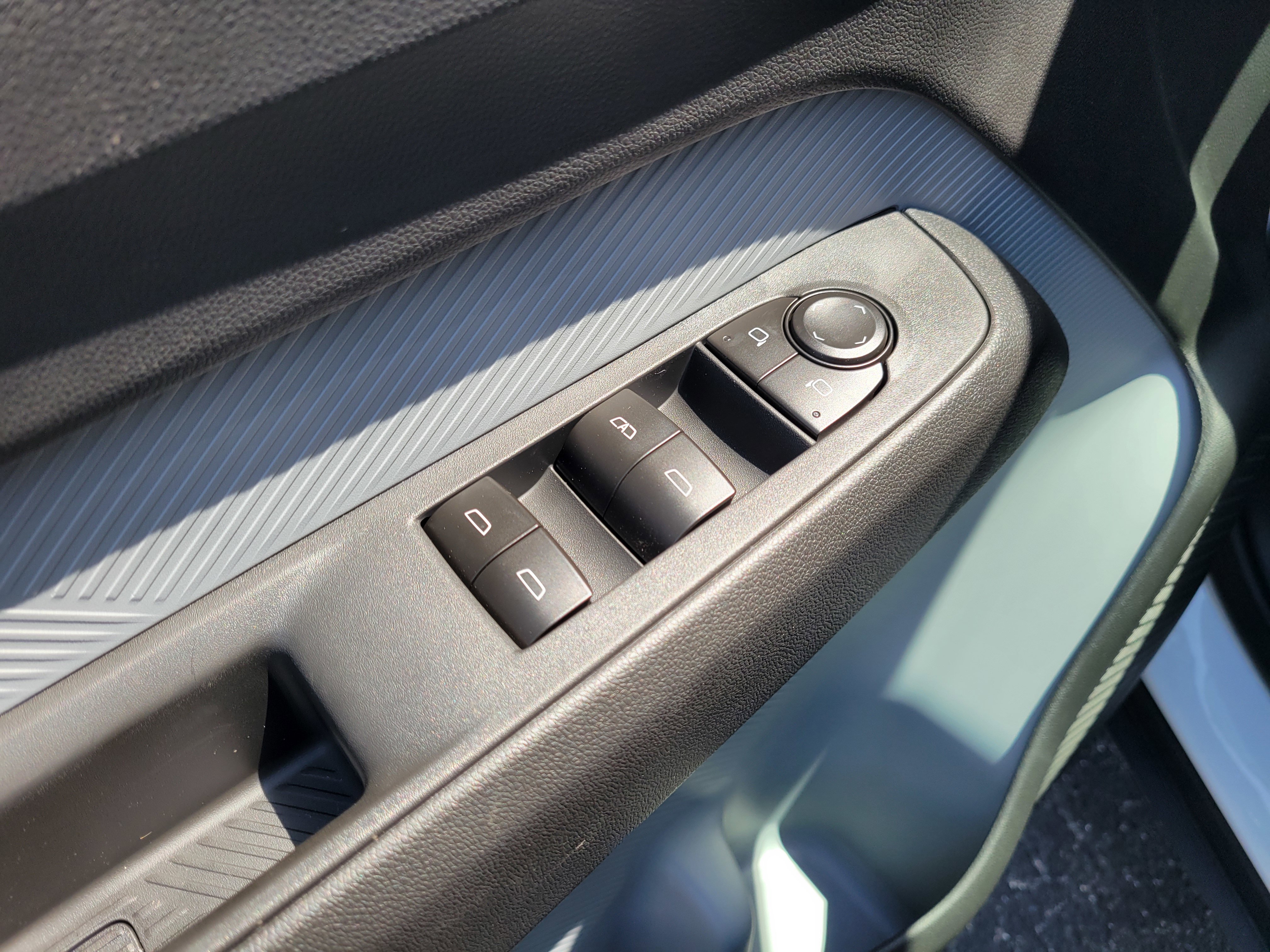 New 2027 Chevrolet Bolt LT FWD image 26