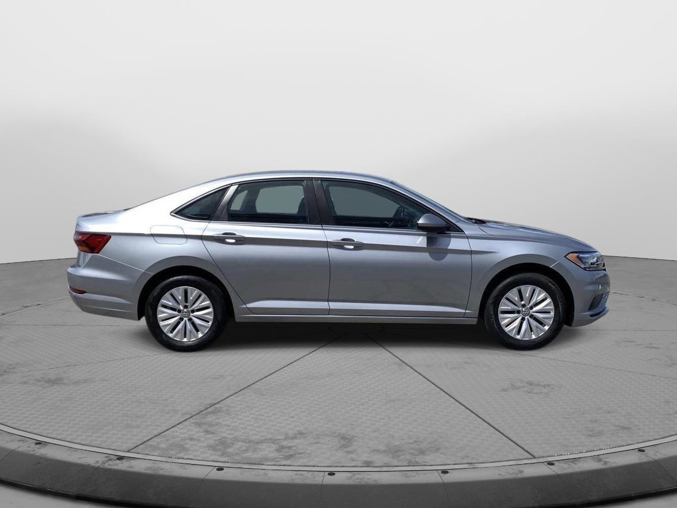 Used 2019 Volkswagen Jetta S w/ Driver Assistance Package FWD image 2