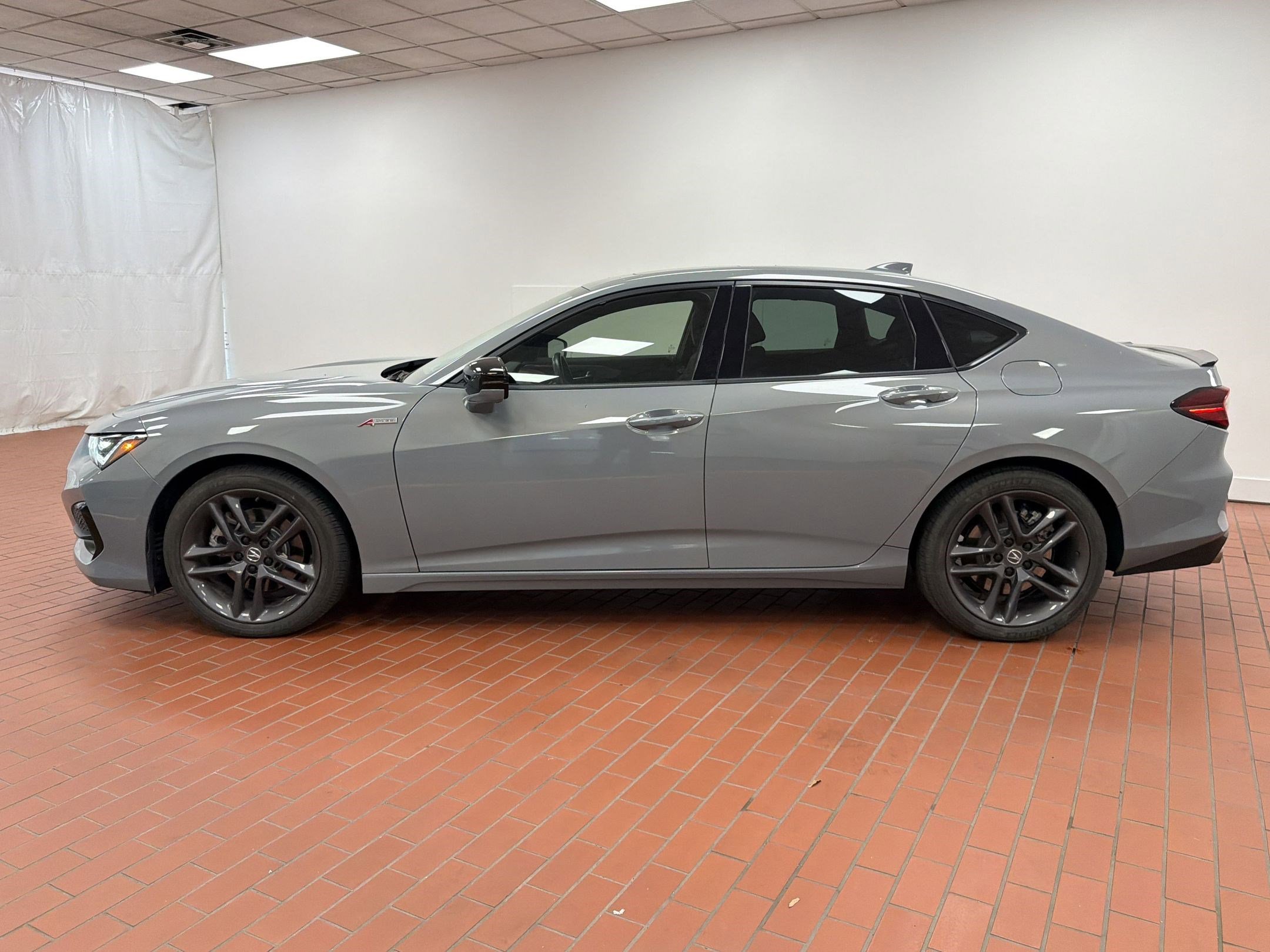 Used 2024 Acura TLX SH-AWD w/ A-SPEC Pkg image 2