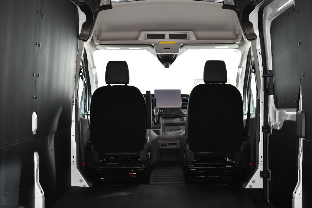 New 2027 Ford Transit 250 148 Medium Roof Extended AWD w/ Load Area Protection Package image 18