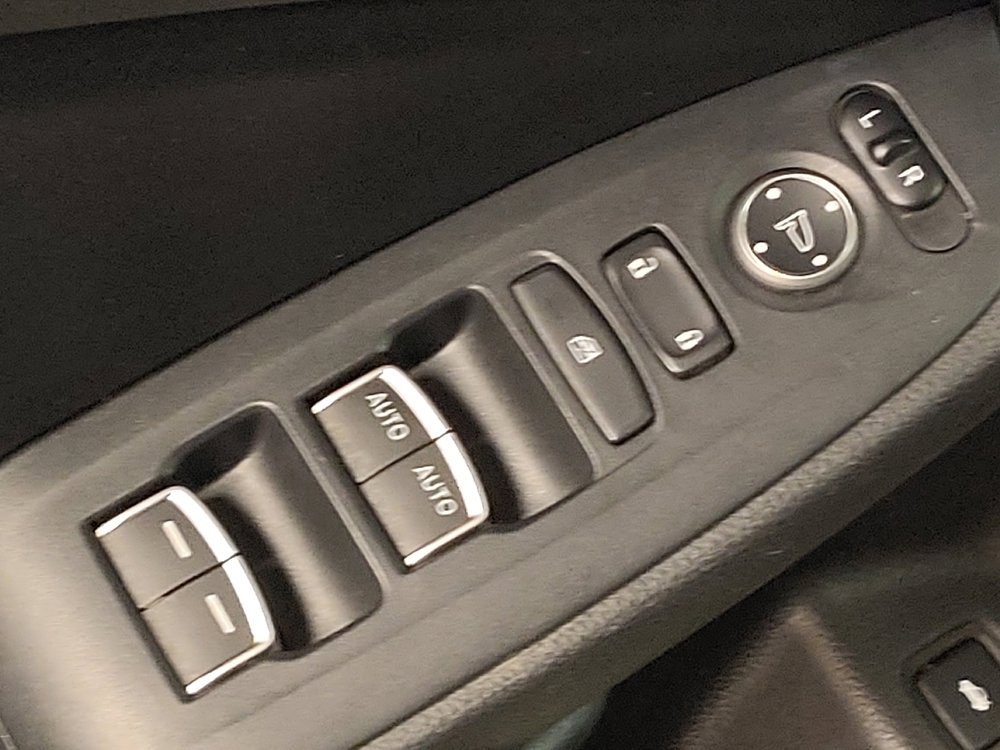 Used 2018 Honda Accord Sport image 27