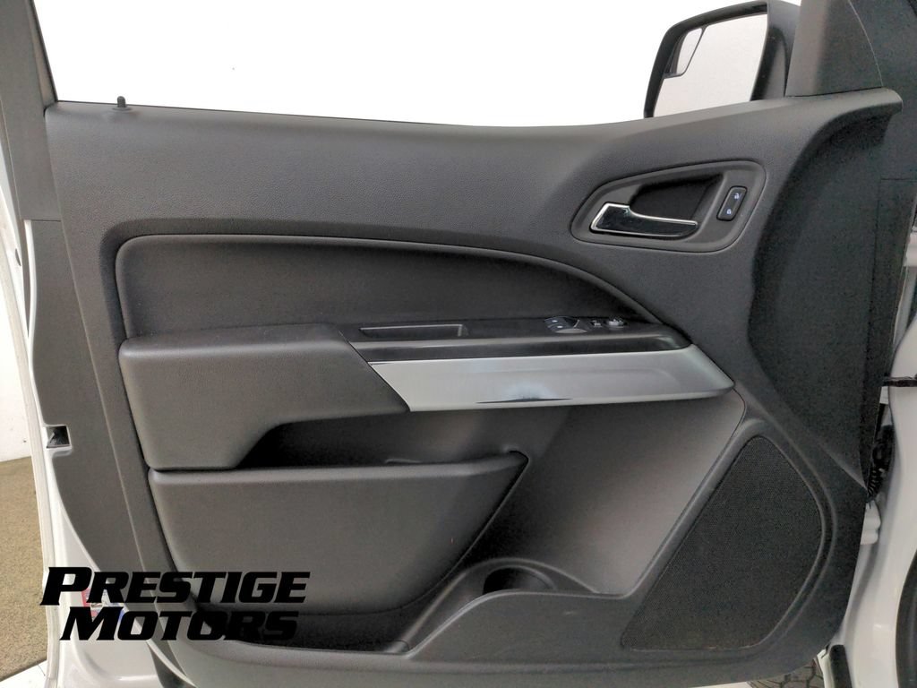 Used 2022 Chevrolet Colorado LT w/ Fleet Safety Package AWD/4WD image 21