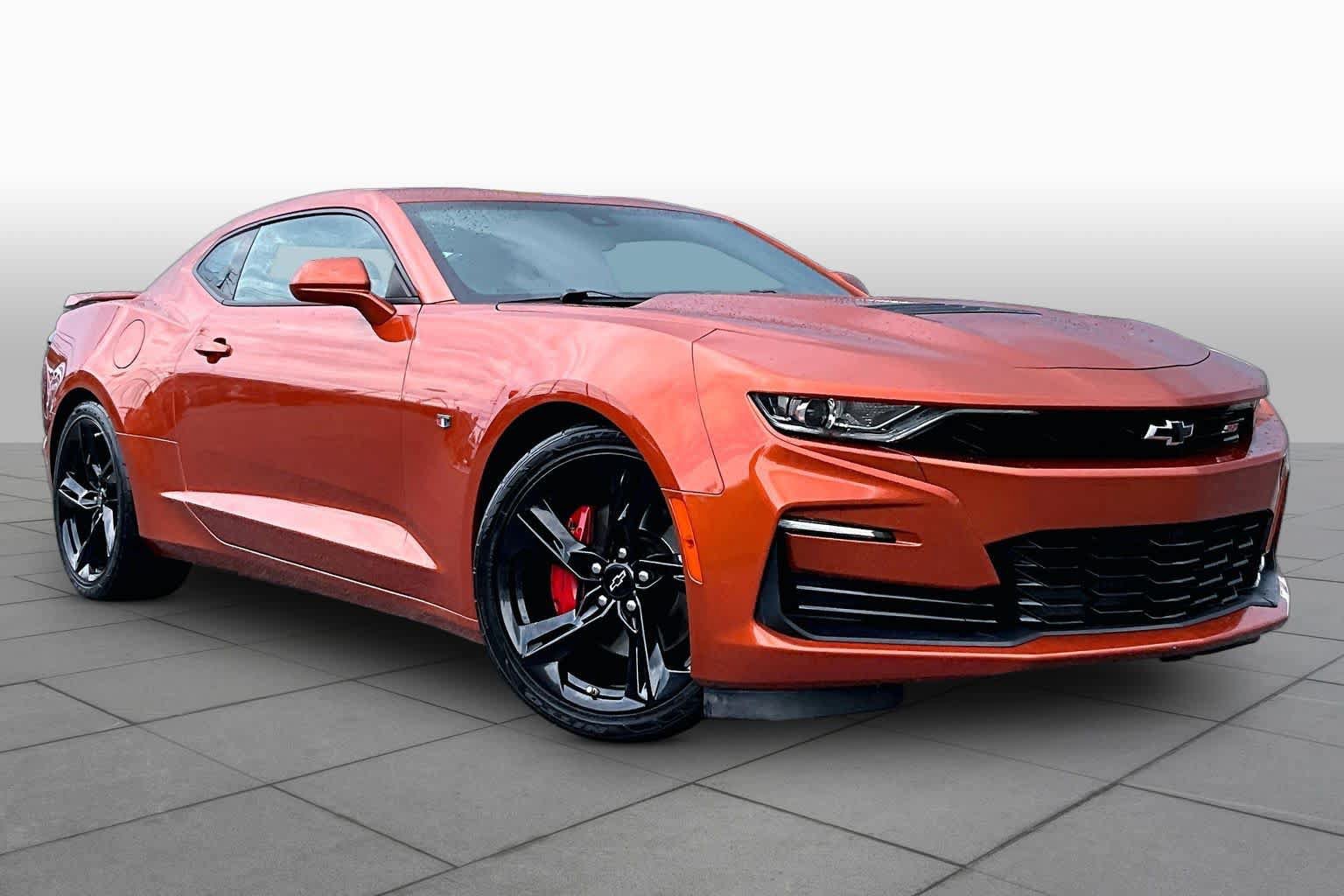 Used 2022 Chevrolet Camaro SS RWD image 3