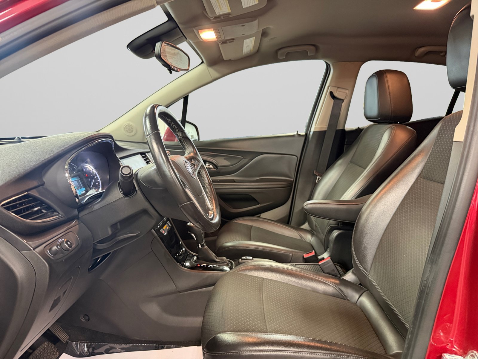 Used 2018 Buick Encore Preferred FWD image 13