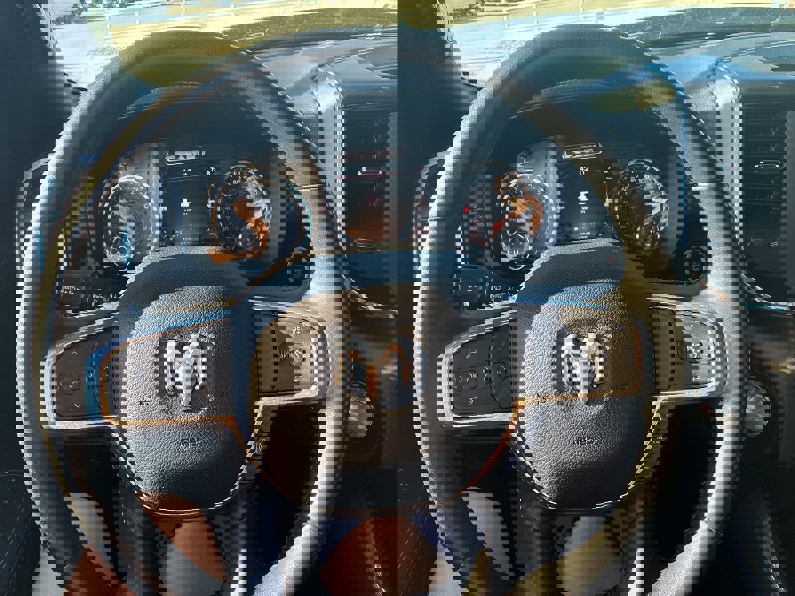 Used 2022 RAM 1500 Laramie w/ Sport Appearance Package image 23