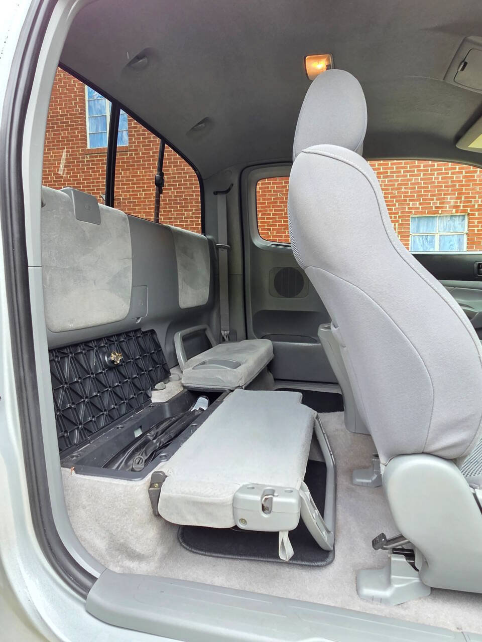 Used 2005 Toyota Tacoma PreRunner RWD image 24