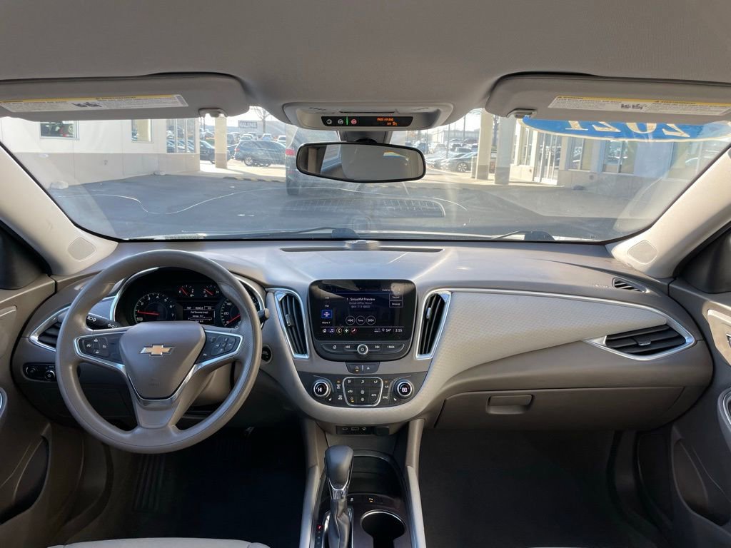 Used 2021 Chevrolet Malibu LT image 10