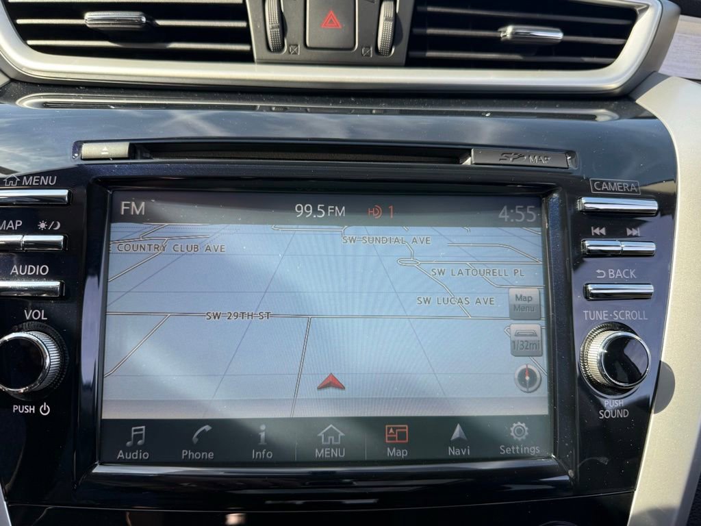 Used 2016 Nissan Murano Platinum w/ Platinum Technology Package AWD/4WD image 14