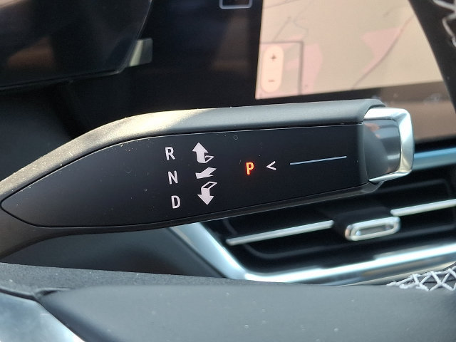 New 2026 Chevrolet Equinox EV LT AWD/4WD image 11
