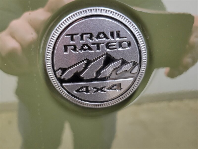 Used 2023 Jeep Wrangler Unlimited Sahara AWD/4WD image 20