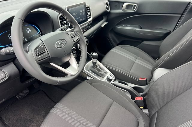 New 2026 Hyundai Venue SEL FWD image 9
