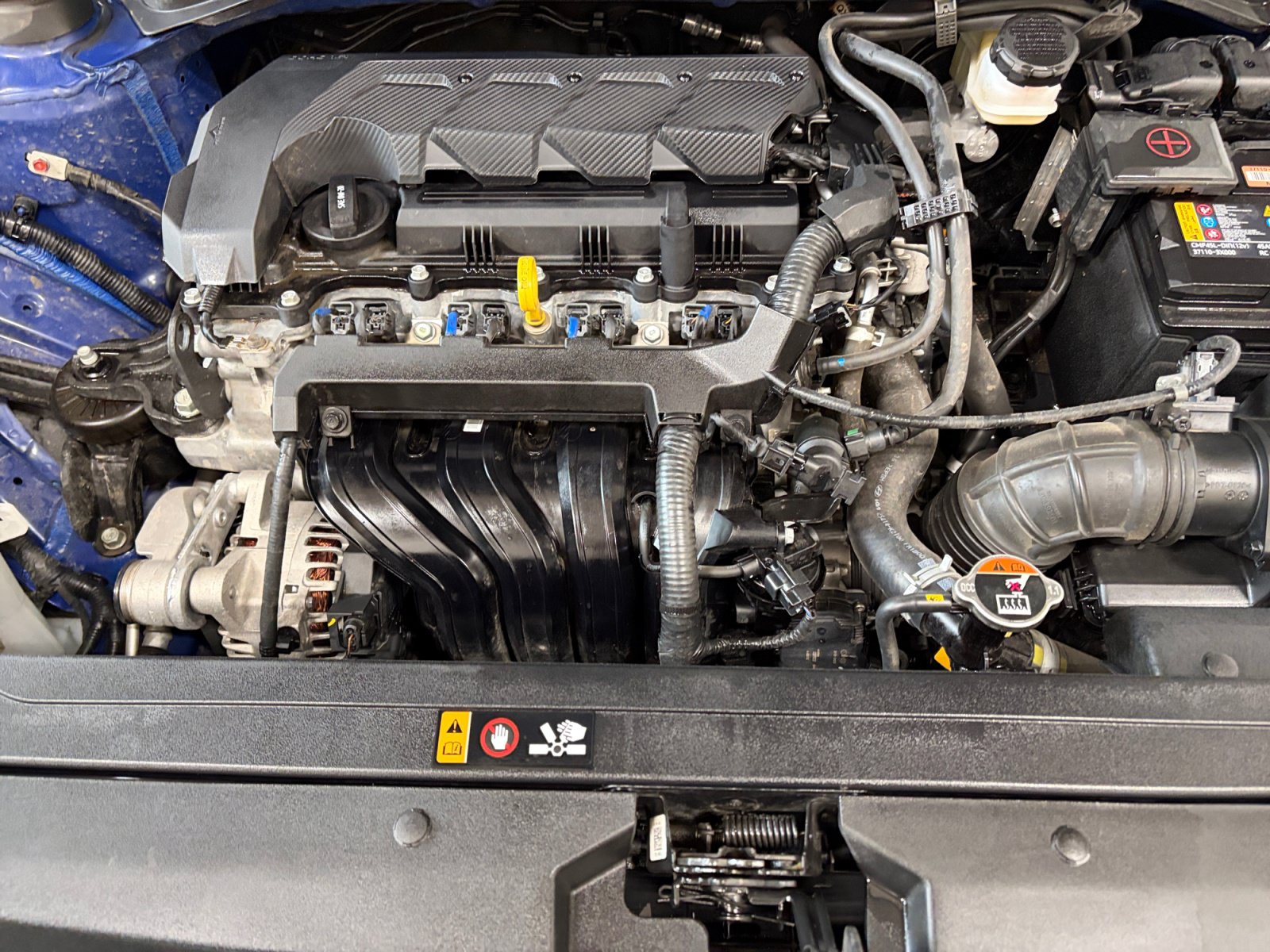 Used 2025 Hyundai Venue SEL FWD image 21