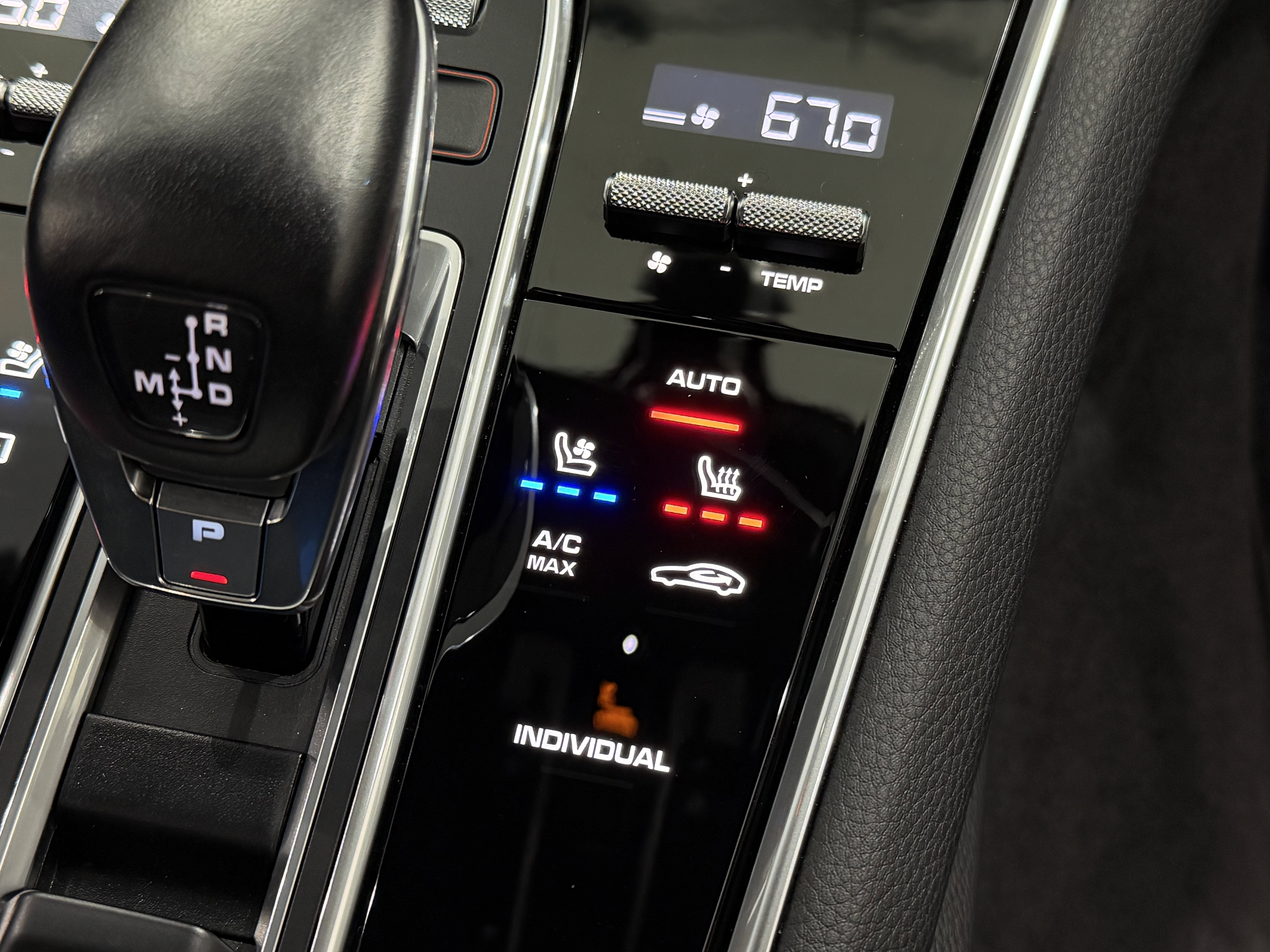 Certified 2023 Porsche Panamera 4 image 37