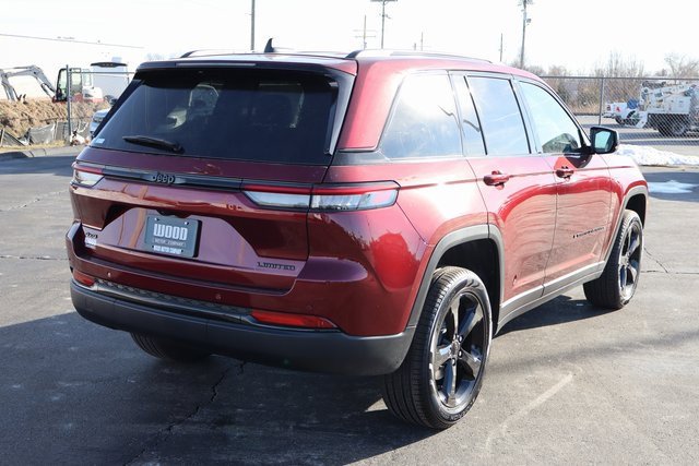 New 2025 Jeep Grand Cherokee Limited image 23