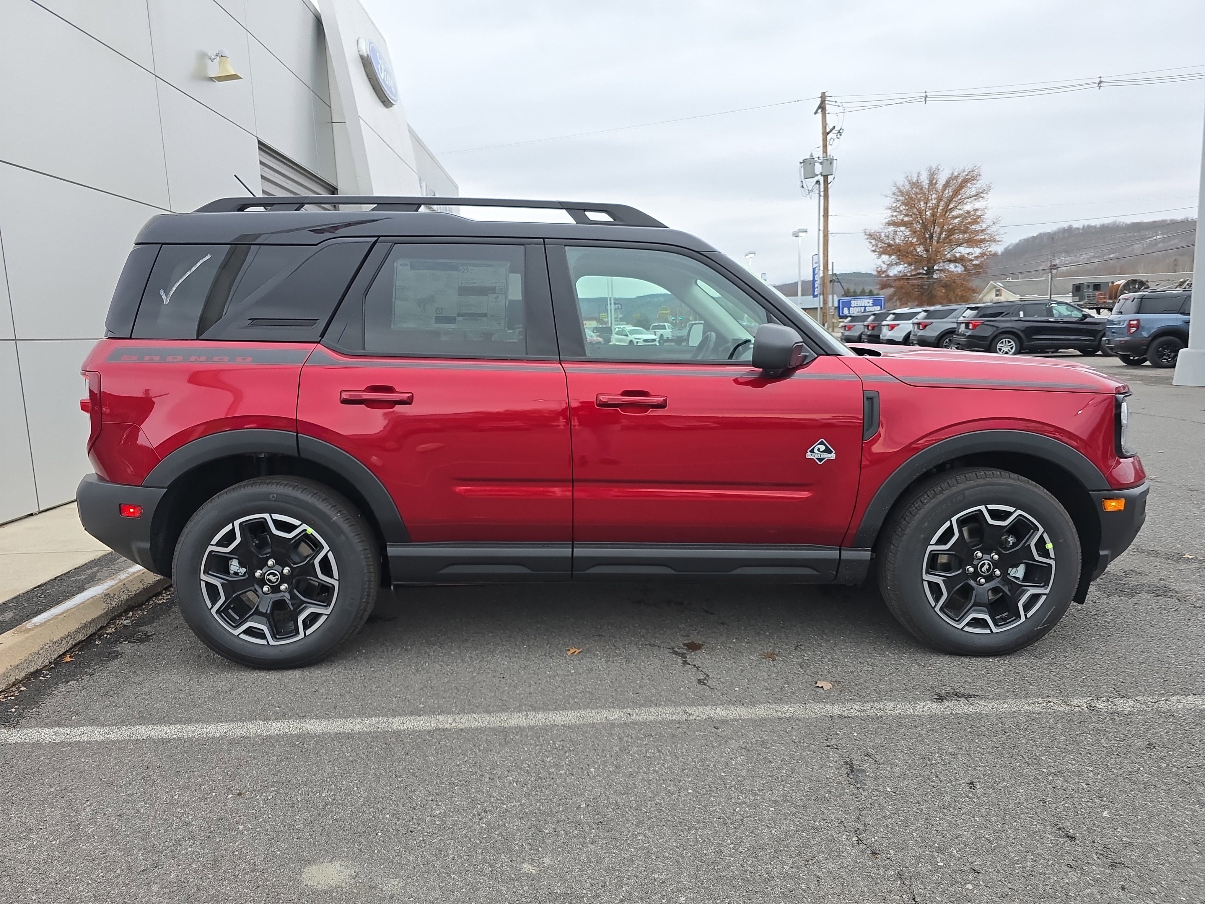 New 2025 Ford Bronco Sport Outer Banks w/ Outer Banks Tech Package+ video 2