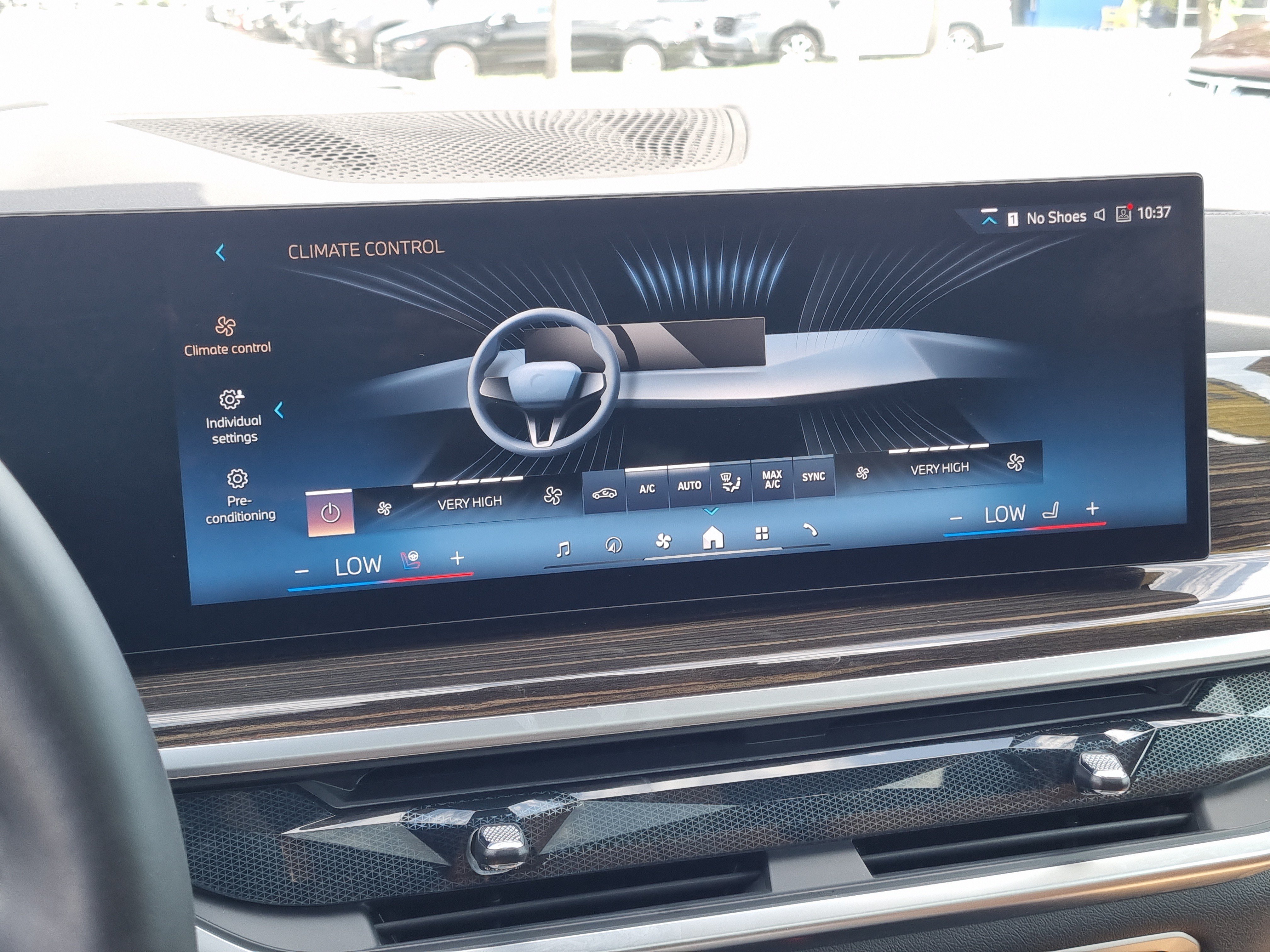 Used 2025 BMW X6 xDrive40i AWD/4WD image 29
