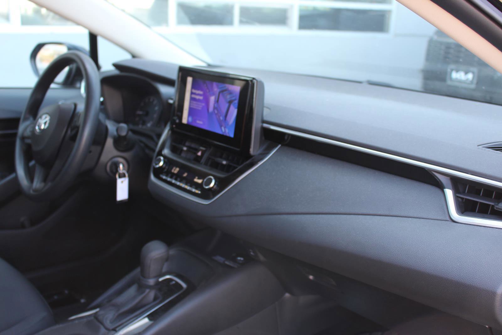 Used 2023 Toyota Corolla LE image 15