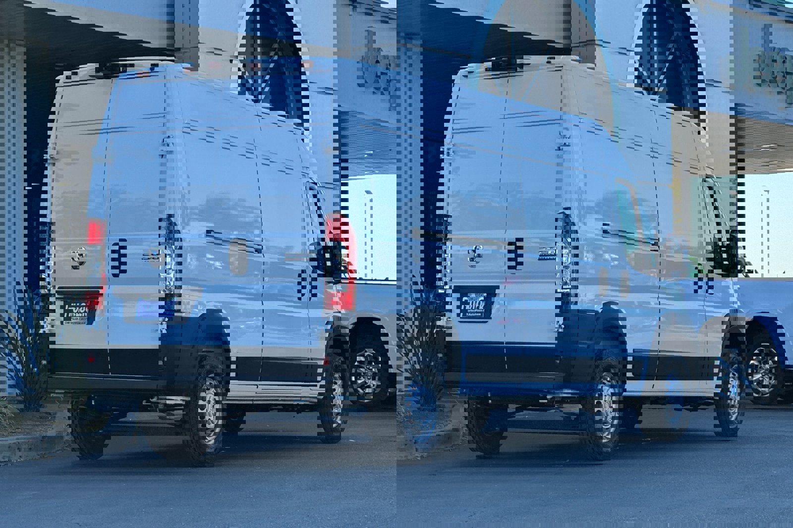 New 2025 RAM ProMaster 2500 w/ Convenience Group FWD image 4