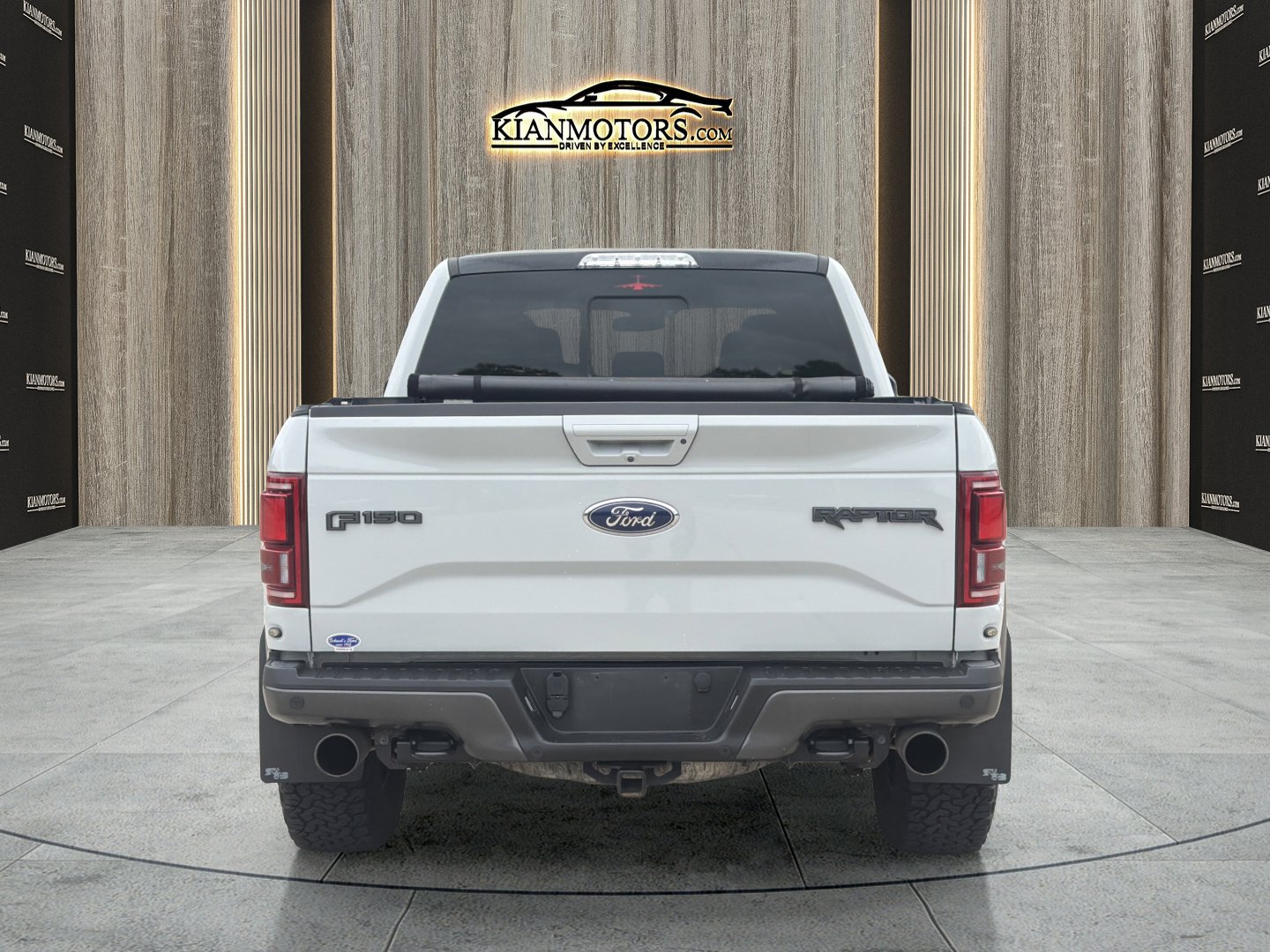 Used 2017 Ford F150 Raptor w/ Equipment Group 802A Luxury AWD/4WD image 11