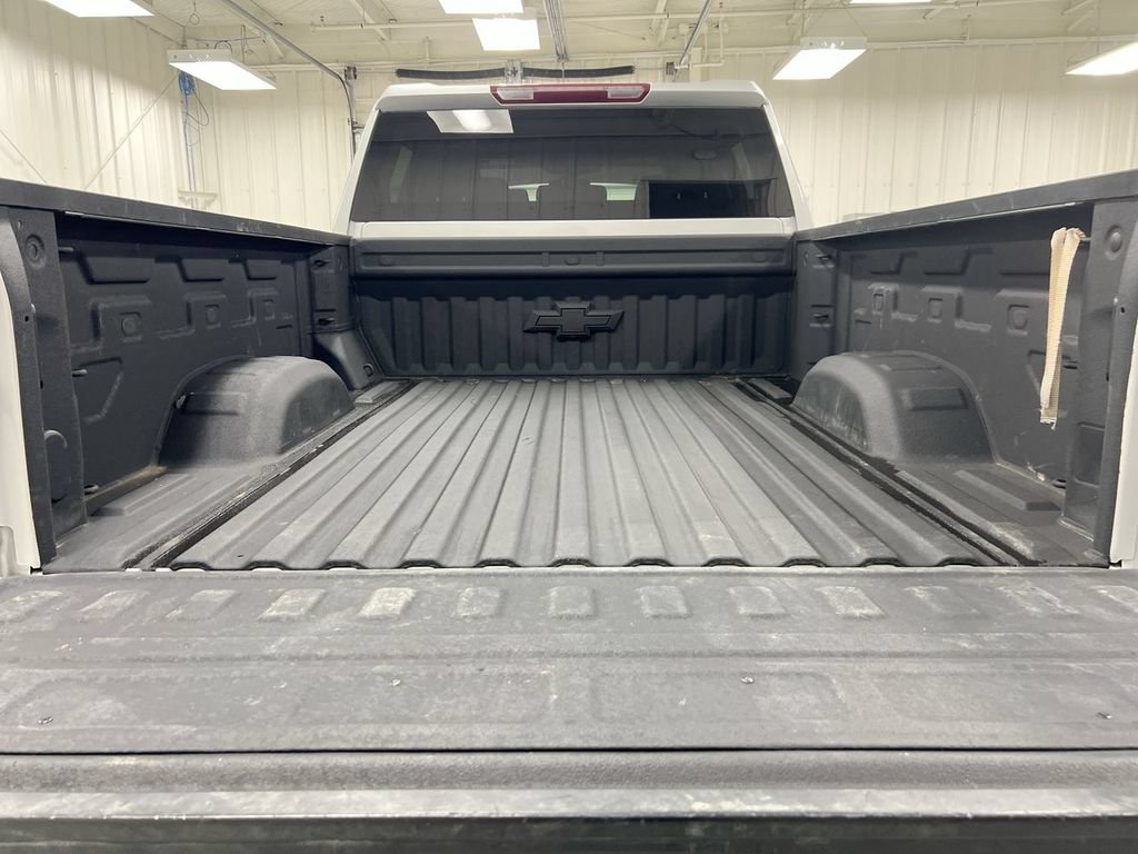 Used 2023 Chevrolet Silverado 2500 Custom w/ Custom Convenience Package AWD/4WD image 23