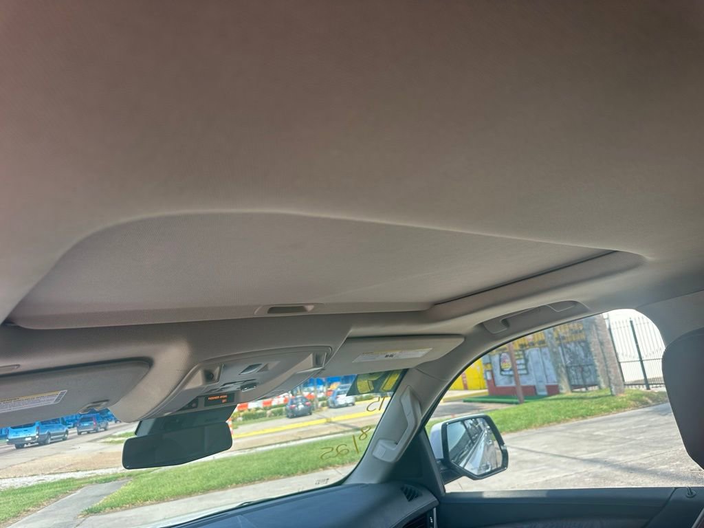 Used 2019 Cadillac Escalade ESV Luxury image 15