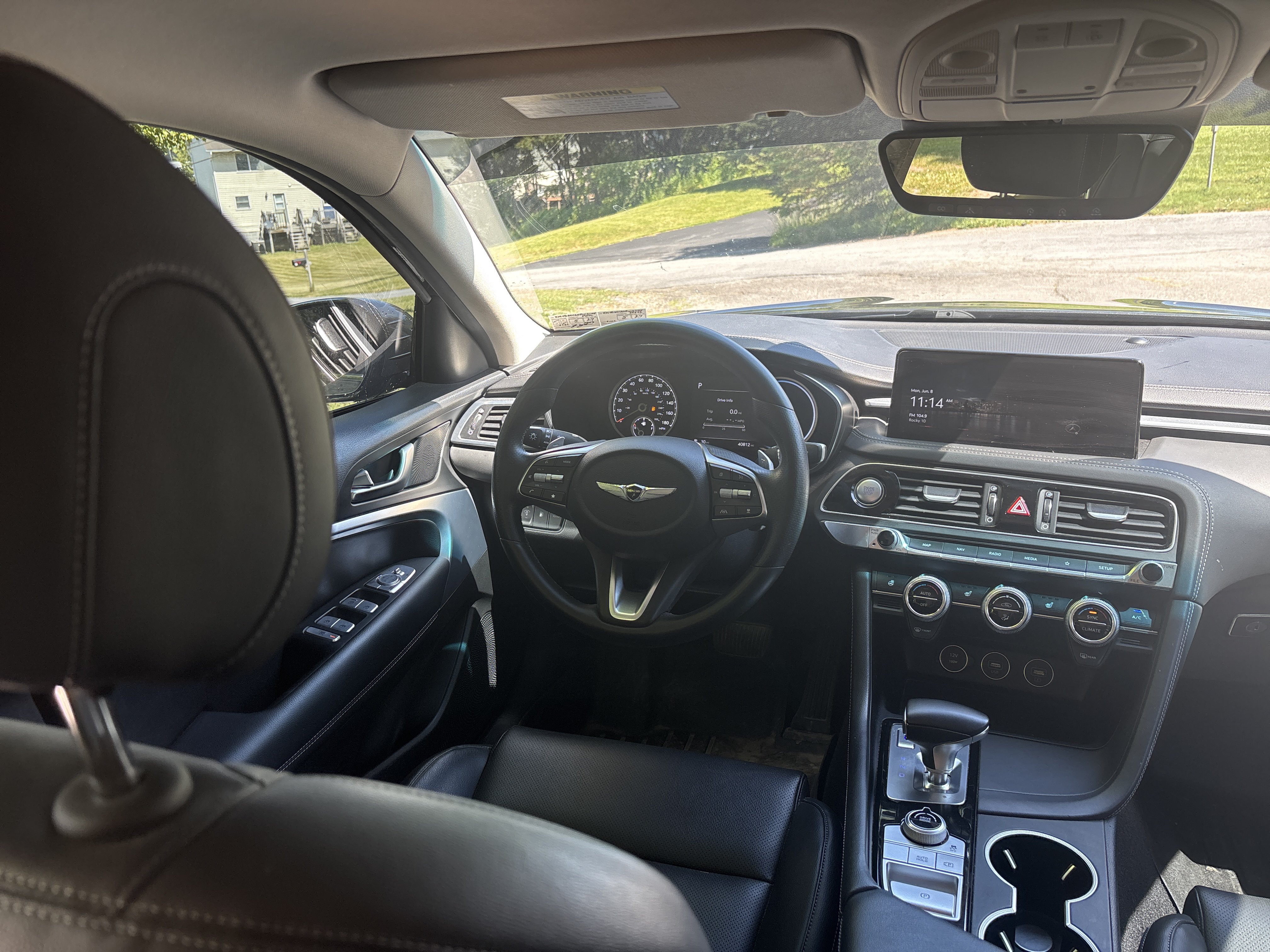 Used 2023 Genesis G70 2.0T AWD/4WD image 15