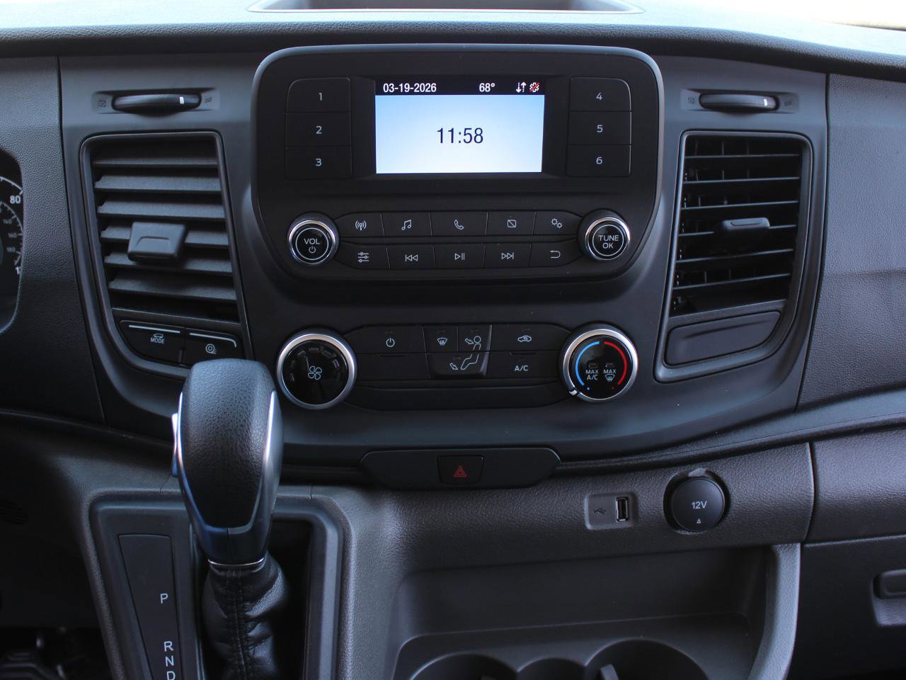 Used 2024 Ford Transit 350 image 33