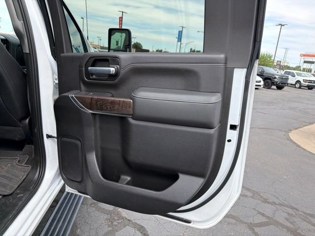 Used 2021 GMC Sierra 3500 Denali w/ Denali Ultimate Package AWD/4WD image 31