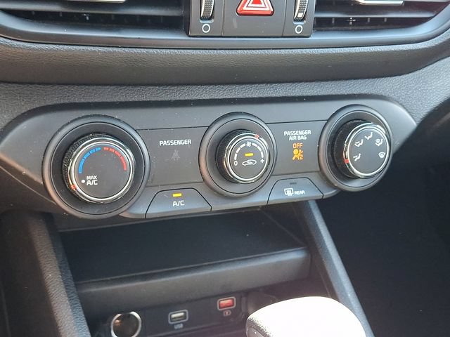 Used 2024 Kia Forte LXS w/ LXS Technology Package FWD image 15